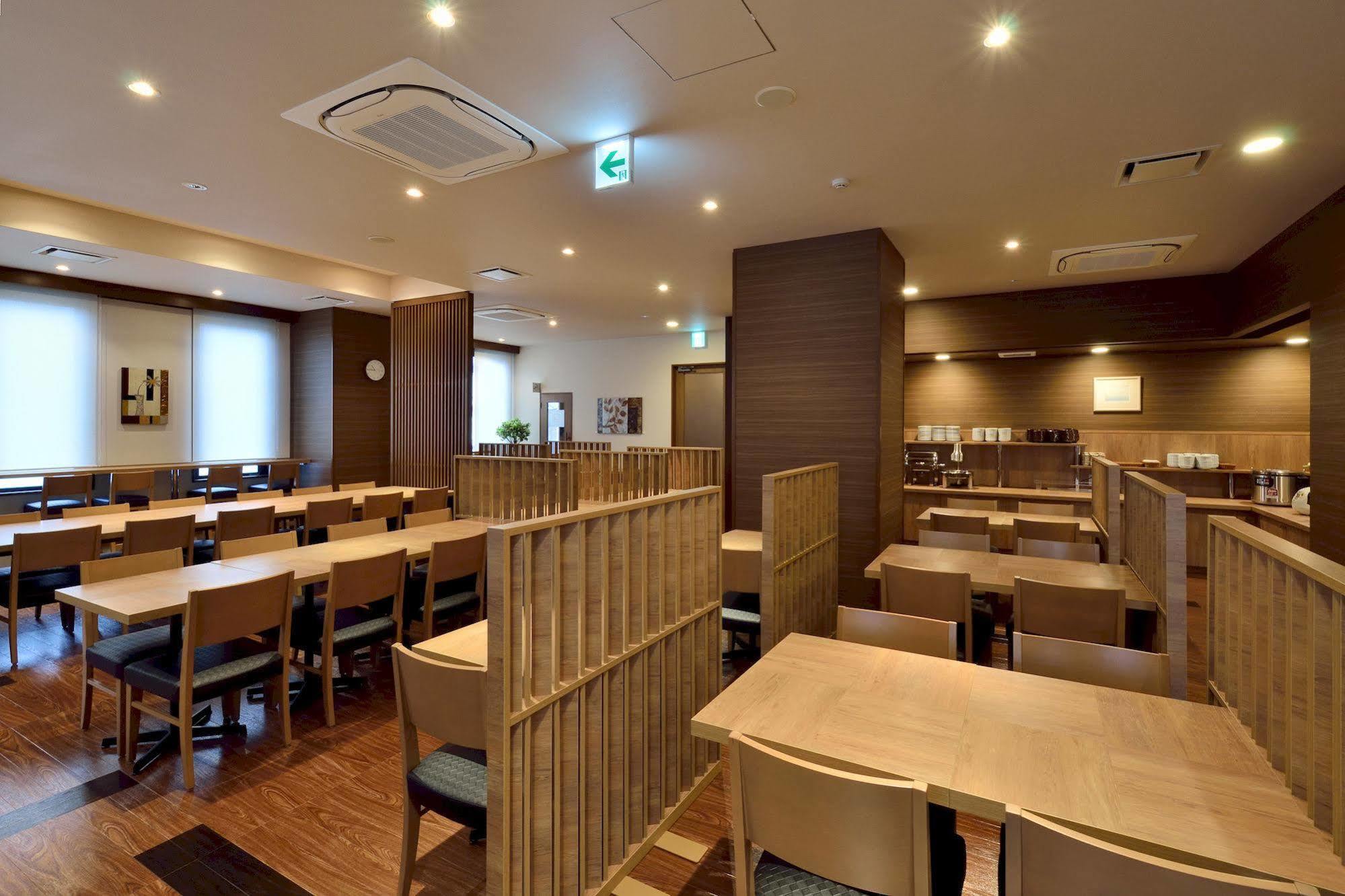 Hotel Route Inn Ishinomaki Chuo Buitenkant foto